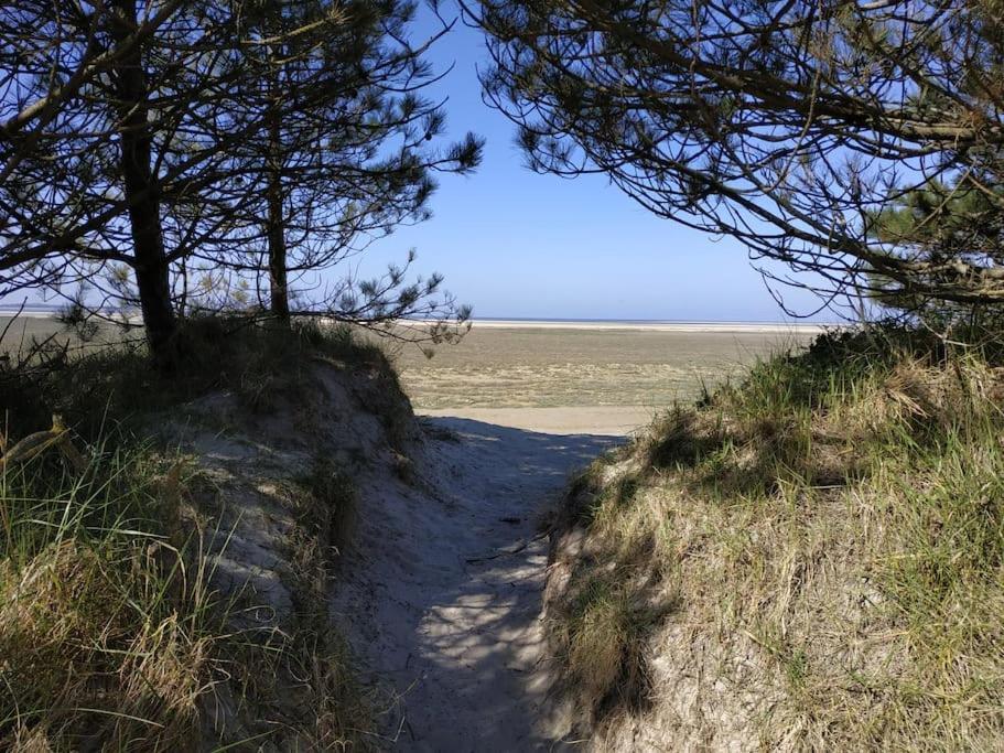 Gite Les Amoureux De La Baie Favières 외부 사진